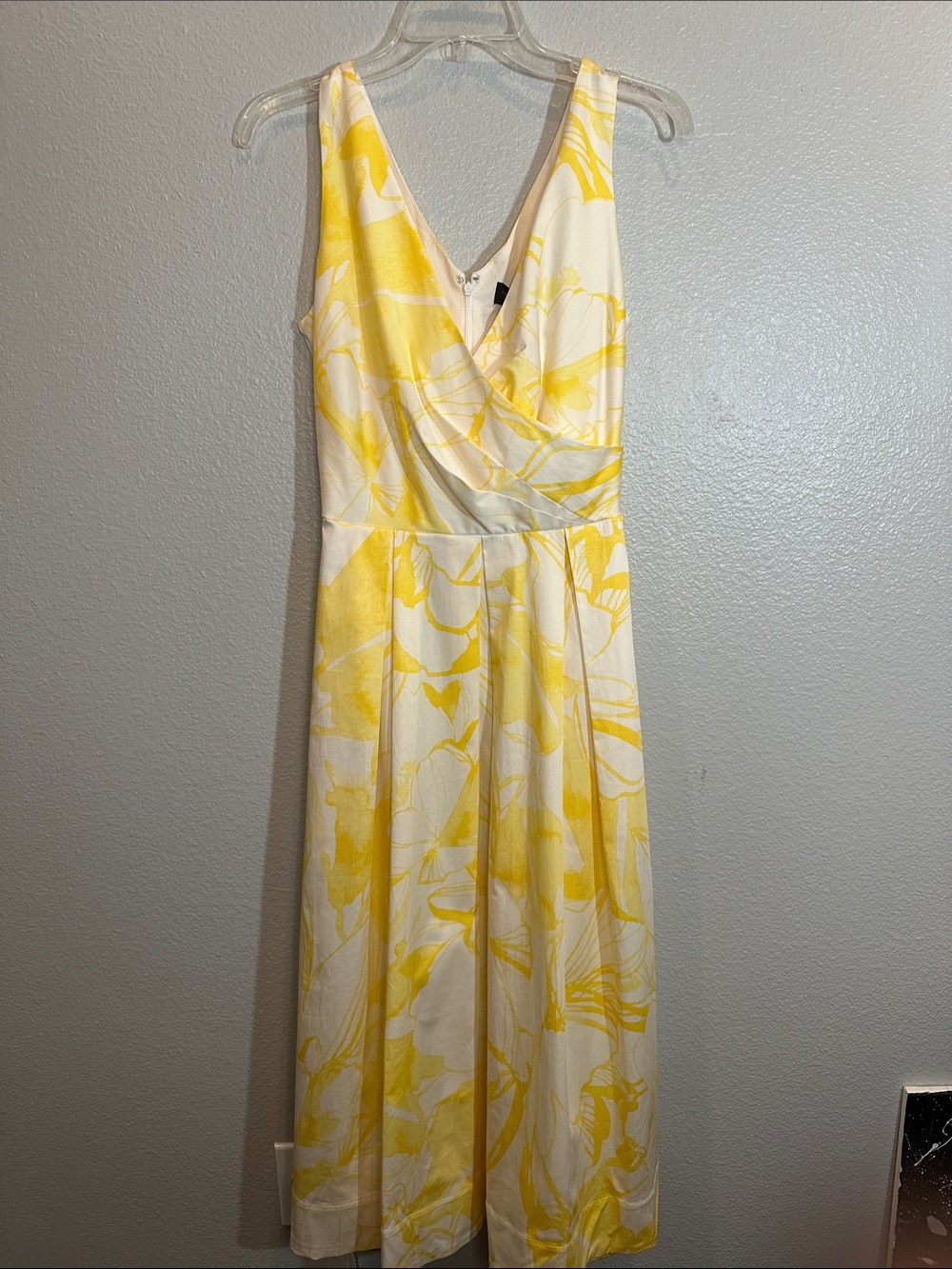 NWT Donna Karan New York Yellow Floral Belted Midi Dress Size 8